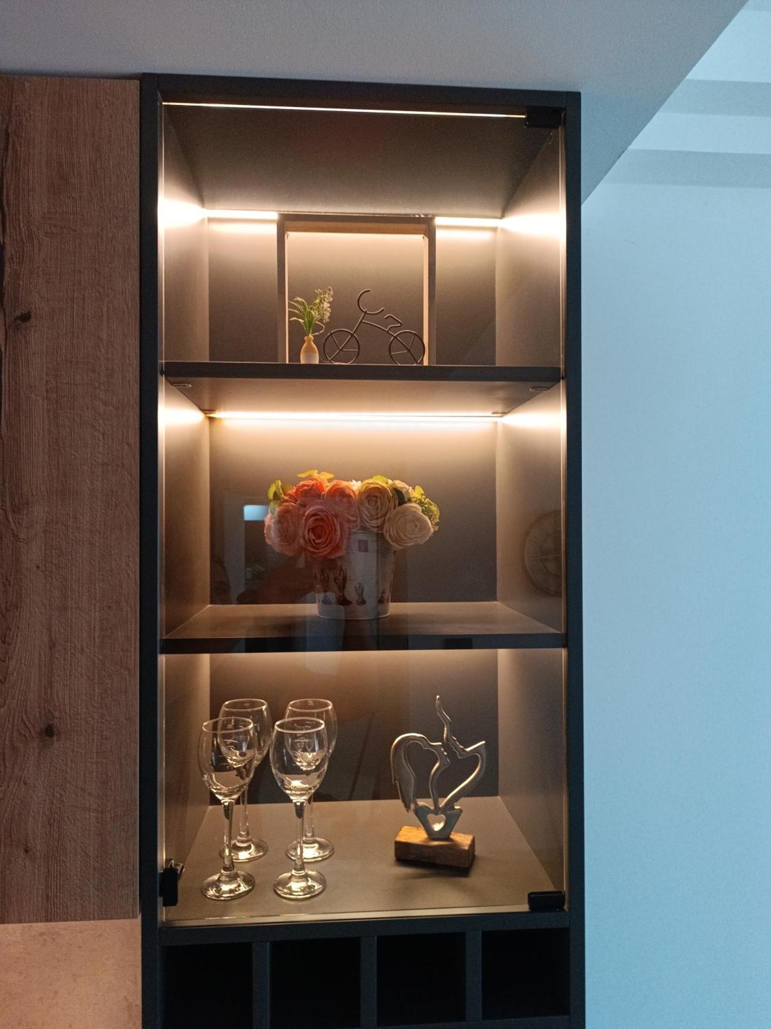 19Th & 18Th Floor Secure Apartments With Pool & Fitness & Parking Included In Price Скопие Екстериор снимка